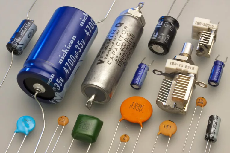Expression for energy and average power stored in a pure capacitor Expression for energy and average power stored in a pure capacitor Expression for energy and average power stored in a pure capacitor